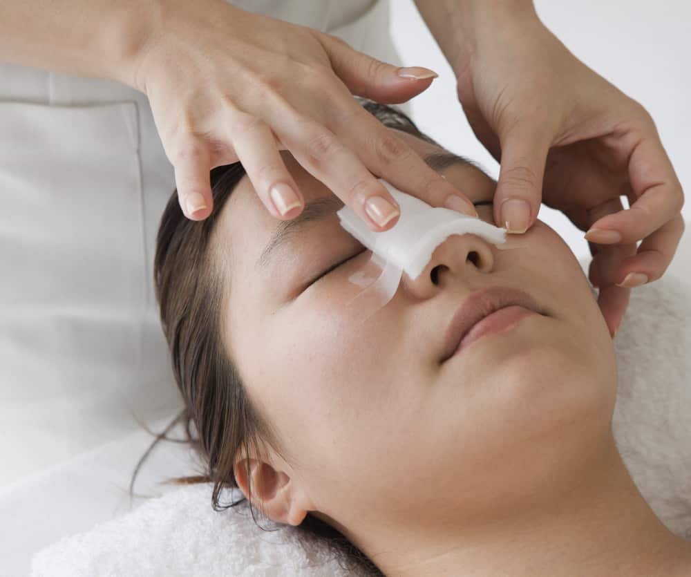 Rhinoplasty swelling stages