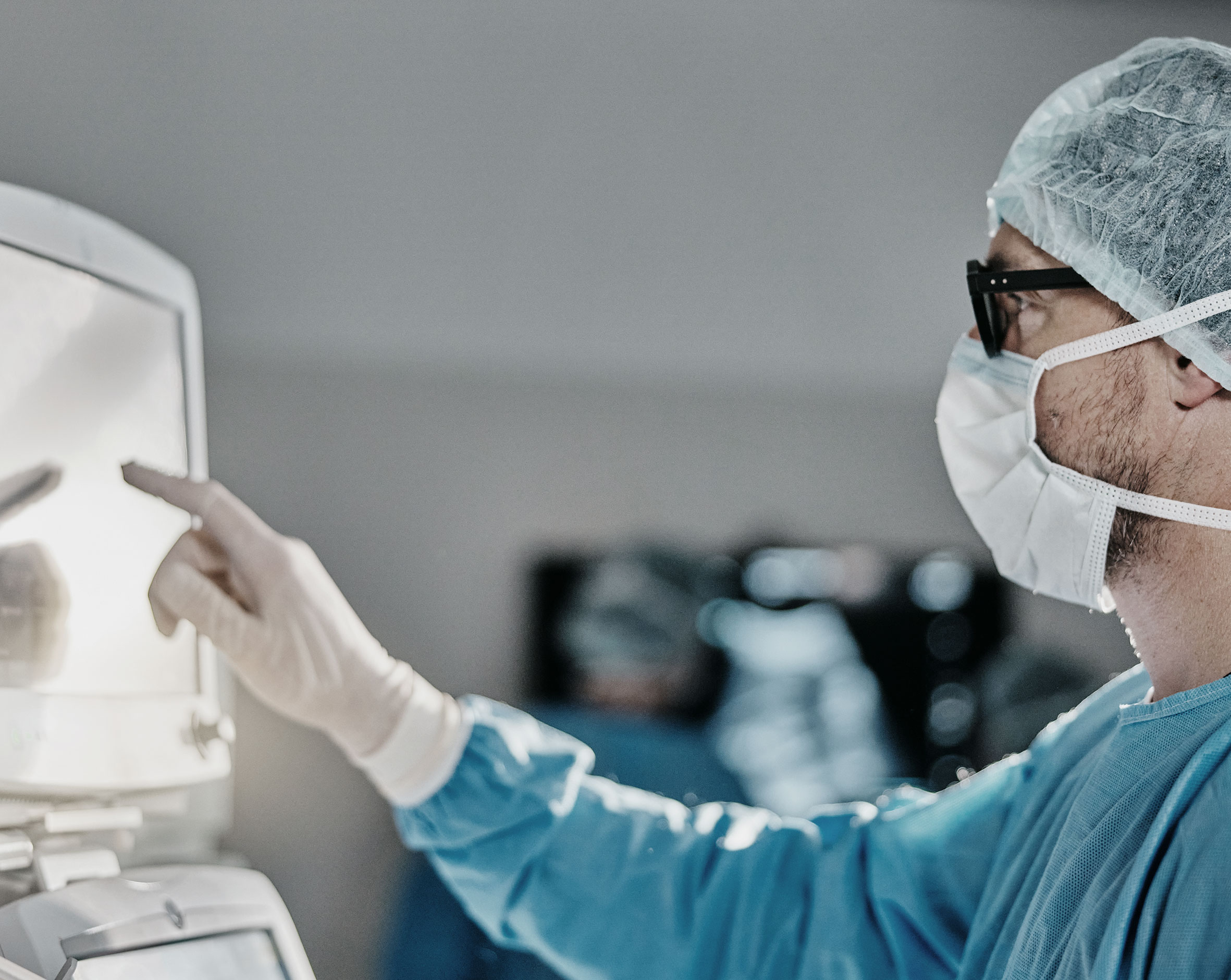 Why Adoreal Clinics Lead in Patient Safety with BIS Technology