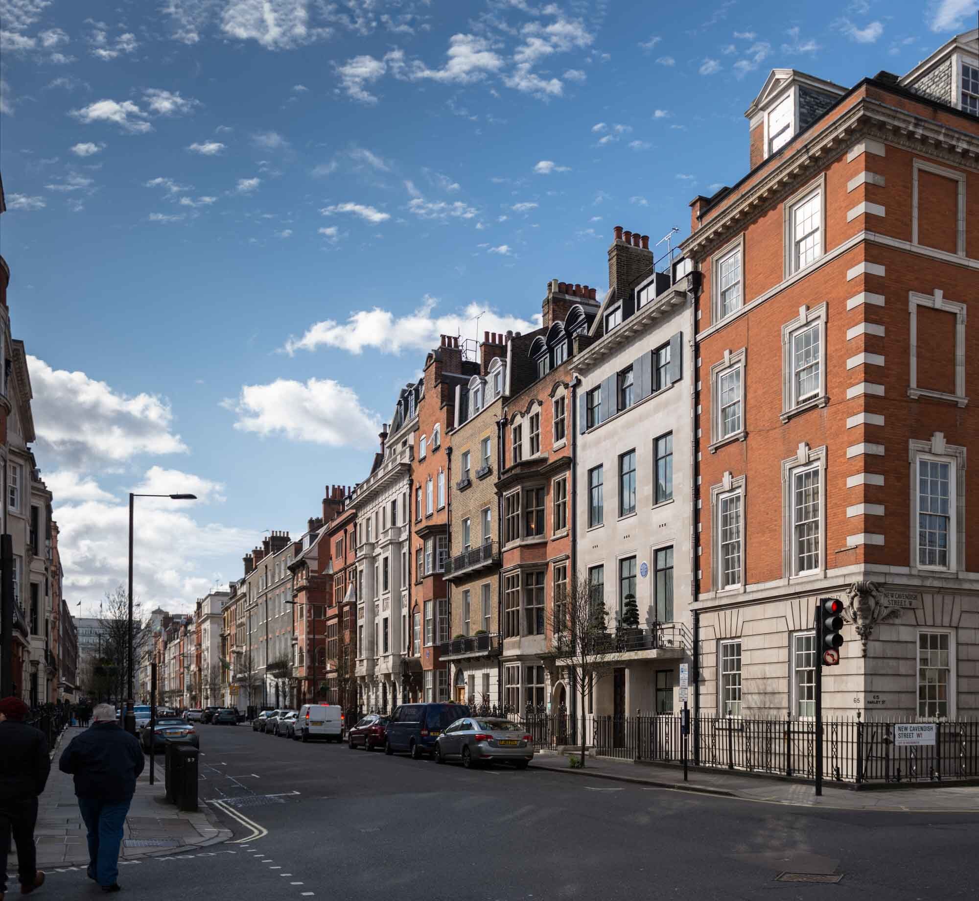 Avoréa hero photo — Harley Street, London